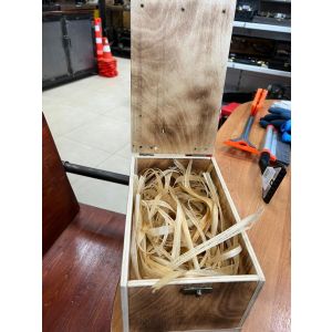 Деревянный ящик (футляр) для пивной кружки