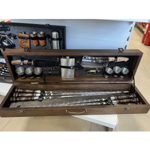 Набор шампуров в деревянном чемодане «ДУБ-2»