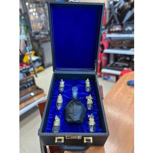 Набор с графином в кейсе