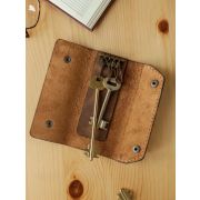 Ключница карманная из натуральной кожи на кнопках, цвет коричневый